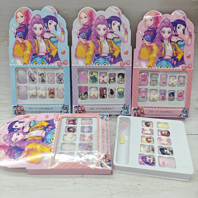 Girl Group Boutique Cartoon DI - Anime Merchandise Nepal recension och pris